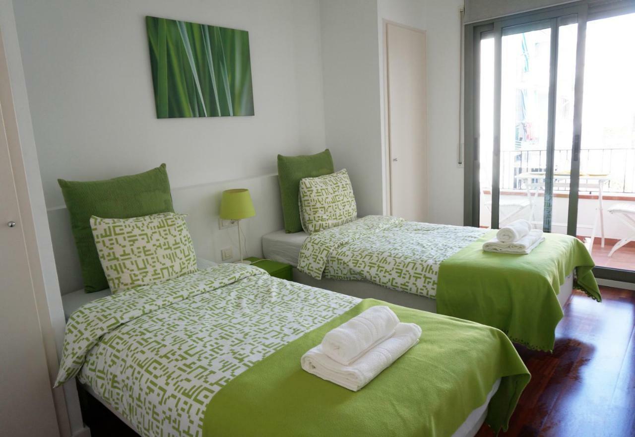 Happy Holiday Beach Home Sitges Buitenkant foto