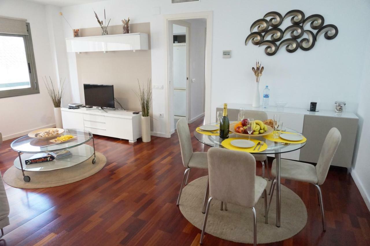 Happy Holiday Beach Home Sitges Buitenkant foto