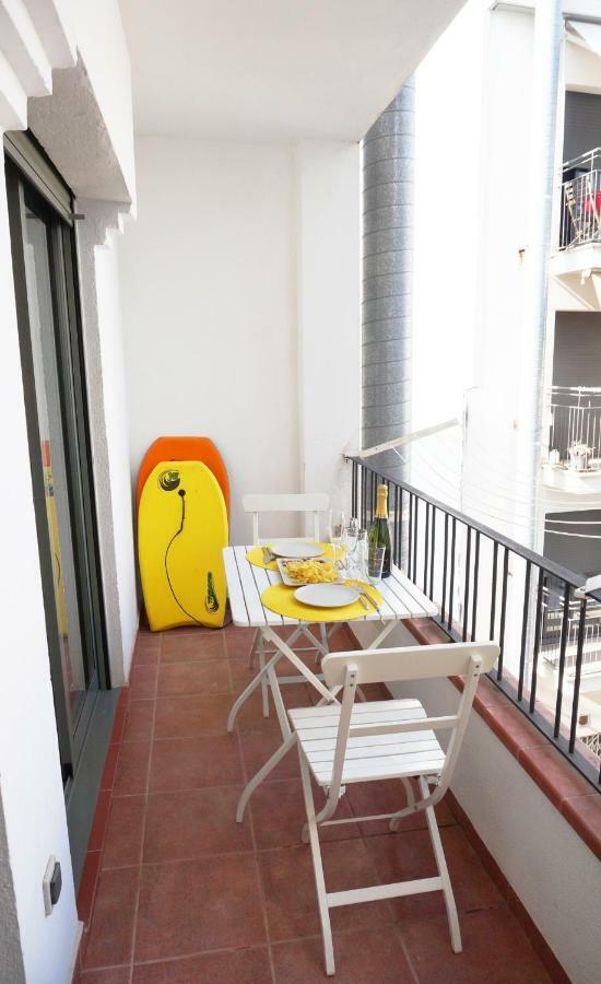 Happy Holiday Beach Home Sitges Buitenkant foto